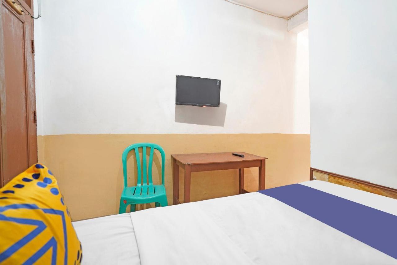 Spot On 91444 Hotel Arimbi Bandung Exterior photo
